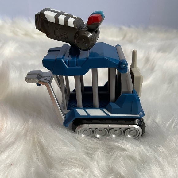 3/$20 ❤️ HASBRO Heroes Chomp Squad Yellow Triceratops with Jail Cell - Picture 2 of 4